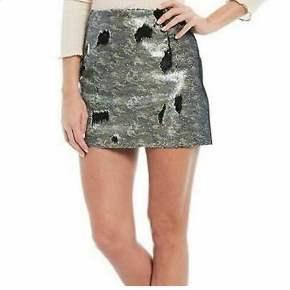 🆕 Free People | Camo Sequin Mini Skirt Size 4